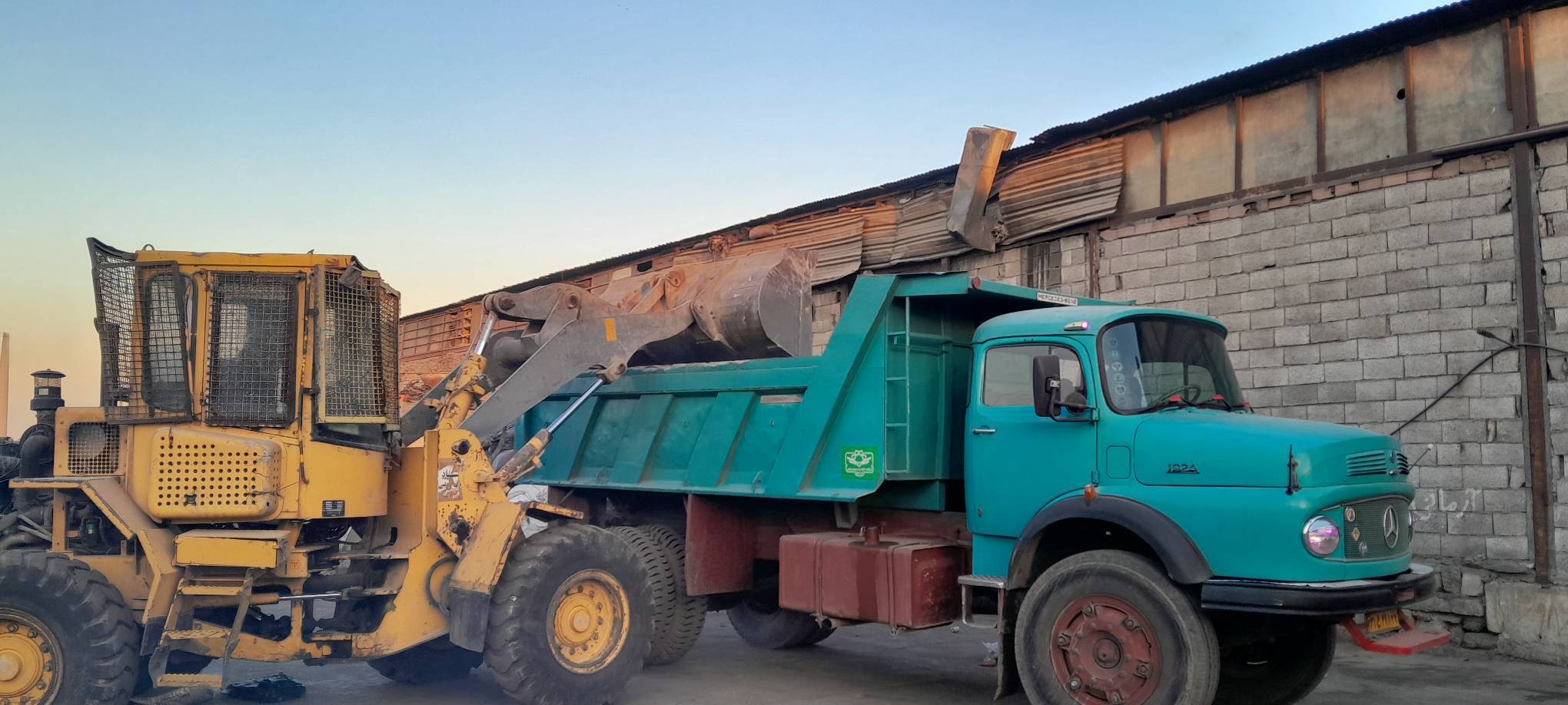 جمع‌آوري سه مرکز غيرمجاز دپوي پسماند خشک در منطقه 19