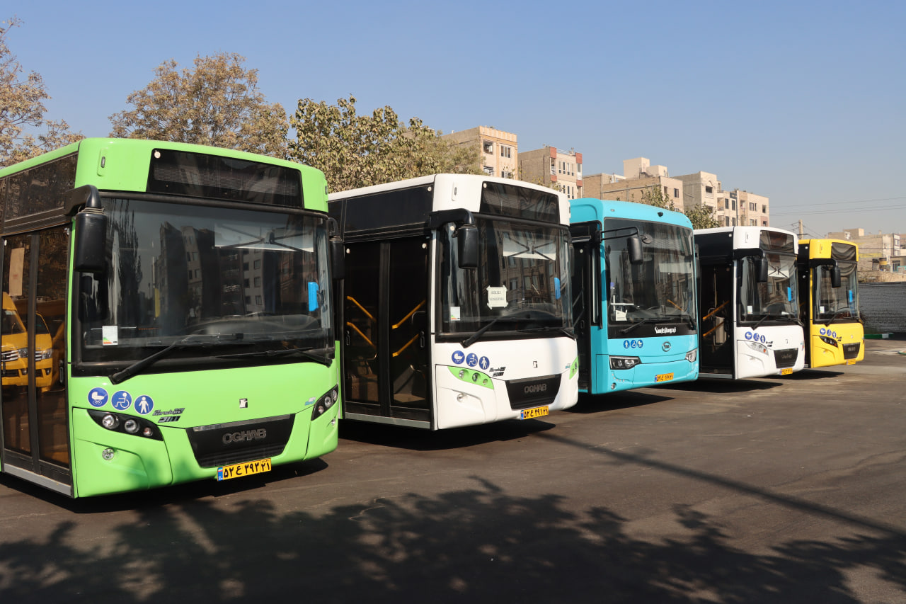 تجهيز 5 دستگاه اتوبوس شهري به ناوگان حمل و نقل شهرداري قرچک
