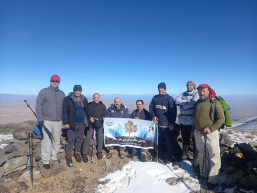 صعود کوهنوردان جهاد کشاورزي آذربايجان شرقي به قله ياي‌قار در گراميداشت روز جهاني خاک