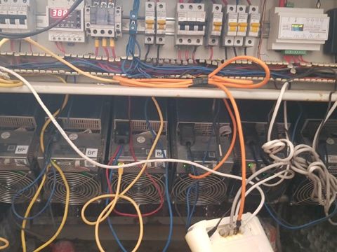 کشف 6 دستگاه ماينر غيرمجاز در استان ايلام