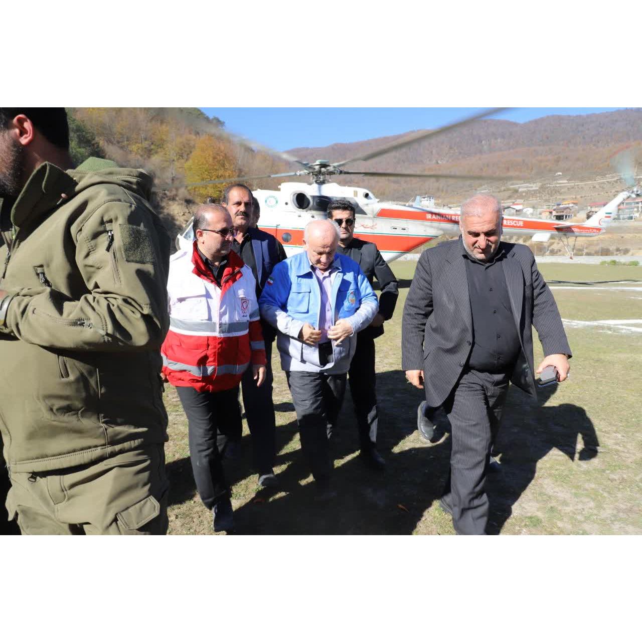 با تلاش نيروهاي امدادي و منابع طبيعي، شعله‌هاي آتش در جنگل‌هاي سوادکوه و گلوگاه مهارگرديد