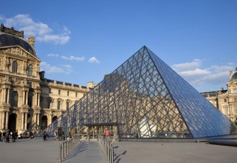 موزه لوور در پاریس قیمت بلیت ها را برای بازدیدکنندگان خارج از اتحادیه اروپا افزایش داد