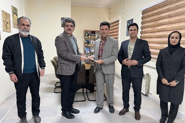 آغاز به‌کار سومين جشنواره داستان کردي «رازان» در ايلام