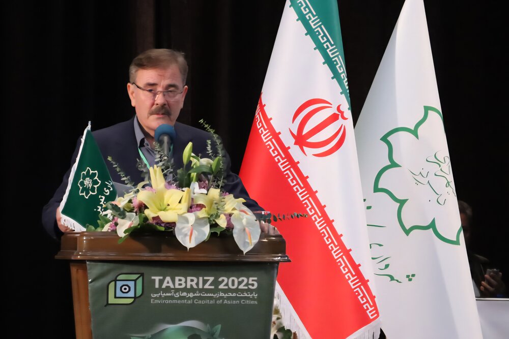 کنگره «شهر سبز، دانشگاه سبز» پيوند نوين دانشگاه و مديريت شهري تبريز براي آينده پايدار کنگره