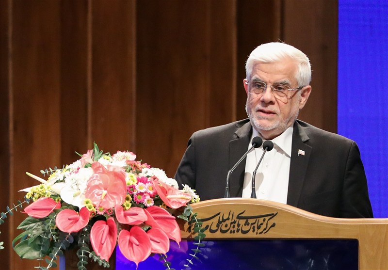 عارف: صنعت بیمه هم ضامن مصونیت مردم است هم محرک رشد اقتصادی