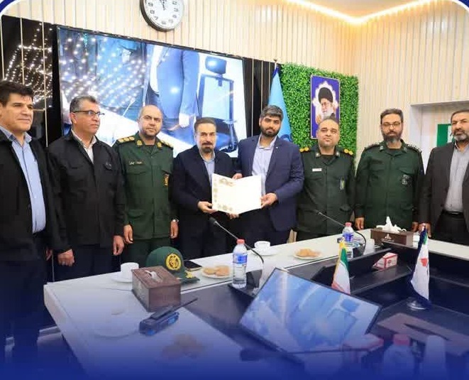 آيين تکريم و معارفه مديرجديد کانون بسيج مهندسين صنعت و معدن شهرستان آبادان