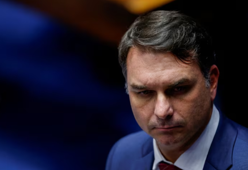 بولسوناروی پدر از نامزدی پسرش برای انتخابات ریاست‌جمهوری برزیل حمایت کرد