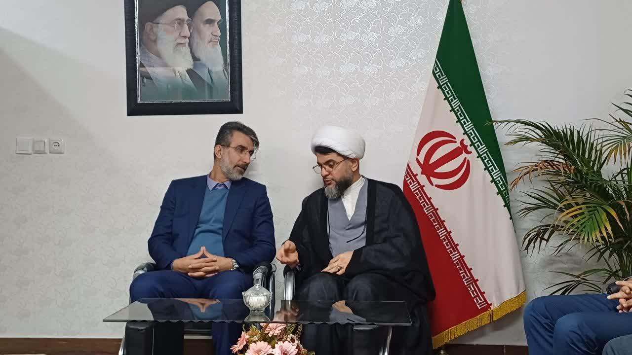 ديدار مديرکل ورزش و جوانان با امام جمعه زيرآب