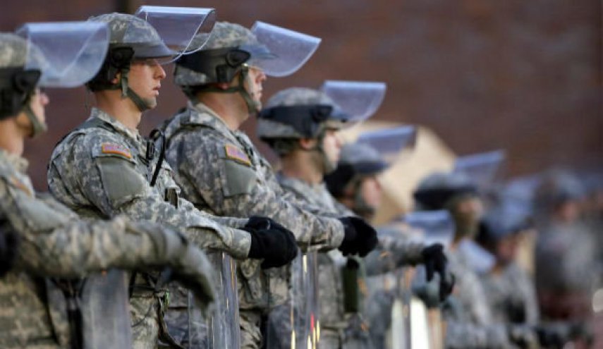 گارد ملی تگزاس برای سرکوب مردم معترض وارد شیکاگو شد