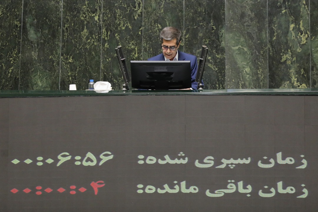 تورم کالاهای اساسی ترمز بریده است/هجوم قیمت‌ها به سفره کوچک شده مردم اسفبار است