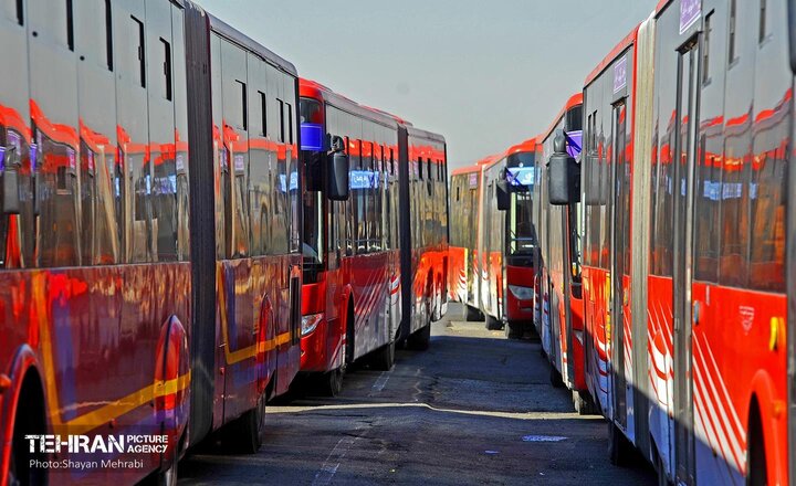 ورود 57 دستگاه اتوبوس دوکابین به ناوگان بی.آر.تی پایتخت