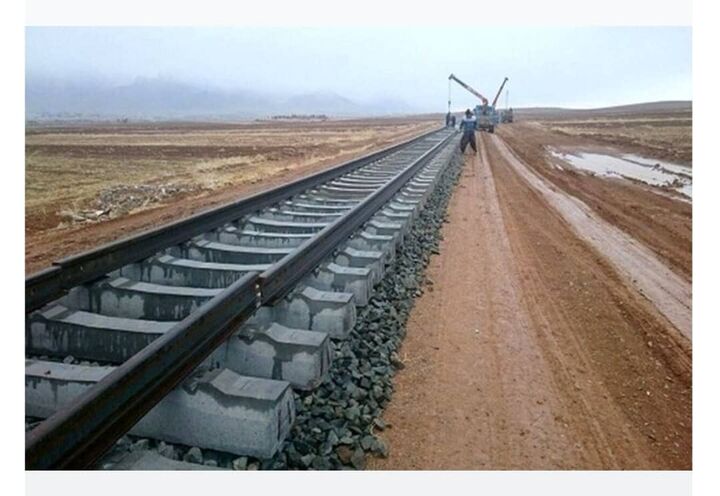 پروژه راه‌آهن اصفهان - داران - ازنا حلقه اتصال مرکزی‌ترین استان‌ها به بنادر جنوبی کشور است