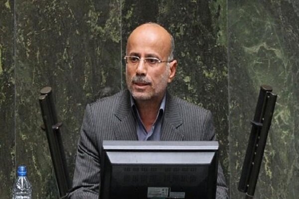 دولت دچار روزمرگی شده و تداوم این کار باعث سردرگمی قیمت‌ها می‌شود