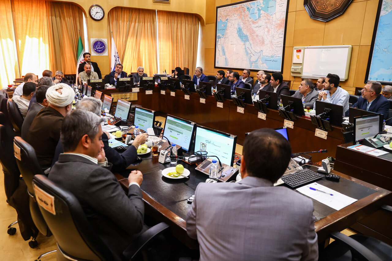 چرا بررسی لایحه اصلاح قانون نحوه انتصاب اشخاص در مشاغل حساس طولانی شد؟ / حساسیت‌ ویژه کمیسیون اجتماعی بر موضوع استعلامات و تابعیت مضاعف افراد