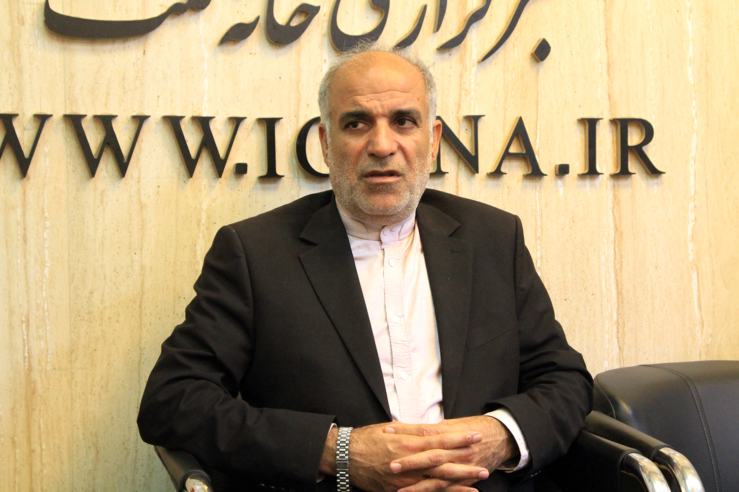 عدم پیگیری رفع تعهدات ارزی باعث رشد تورم می‌شود