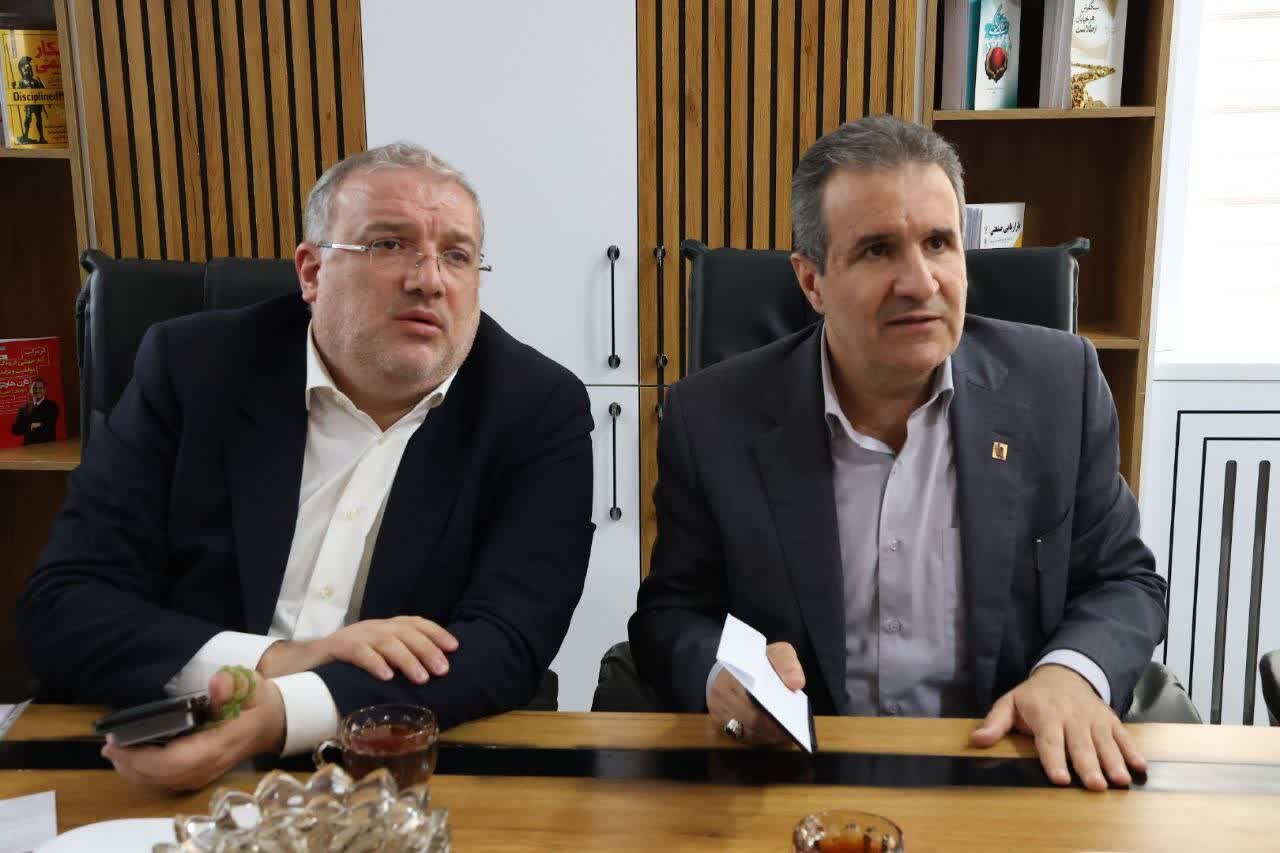 بازديد موسوي از واحدهاي شهرک صنعتي عجب‌شير/توجه به صنعت، تنها راه حفظ اشتغال در عجب‌شير