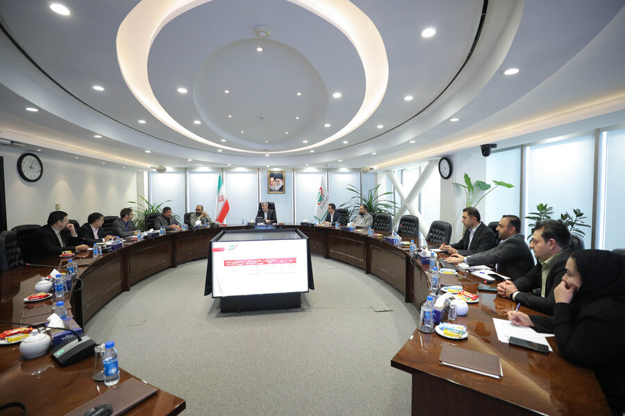 بررسي عملکرد پالايش نفت اصفهان در نشست مشترک با سازمان بورس