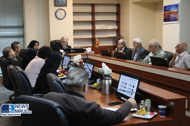 بررسي طرح مطالعاتي ارزيابي و برنامه تأمين زمين در راستاي افزايش ظرفيت سکونتگاهي کشور