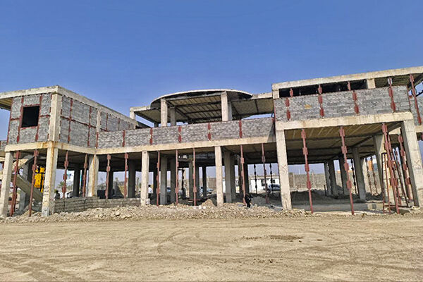 پيشرفت 30 درصدي پروژه ساختمان فرهنگ و ارشاد اسلامي جيرفت