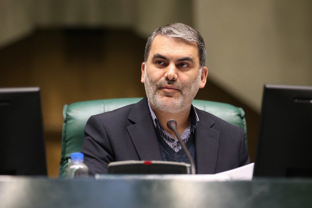 بودجه 1405 بر اساس قانون یکم دیماه به مجلس تقدیم می‌شود/تلاش کمیسیون برنامه برای جلوگیری از تکرار احکام موقت در قوانین بودجه سالیانه