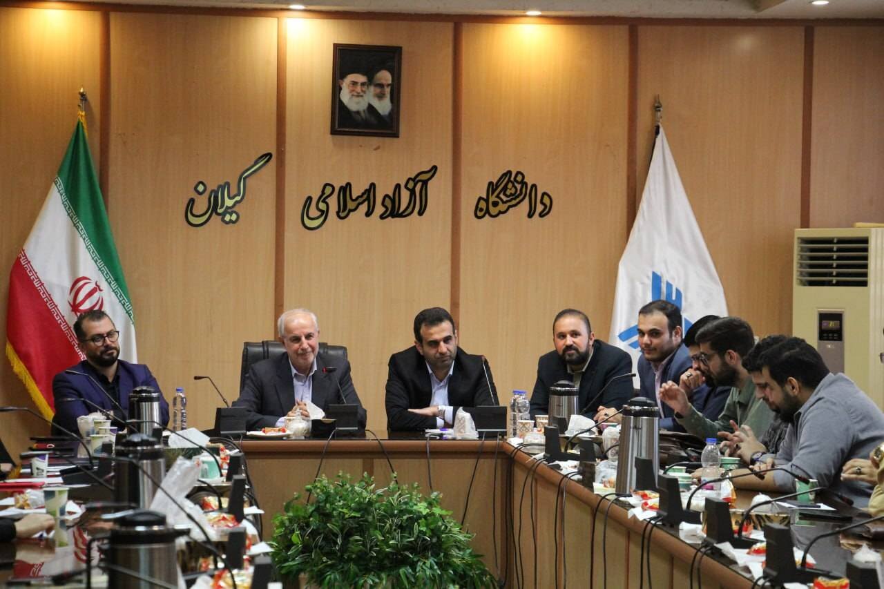 دعوت کوچکي‌نژاد از دانشجويان براي مشارکت آگاهانه در تصميم‌سازي‌ها