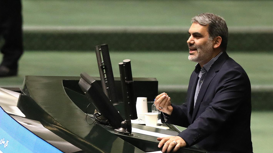 تغییر مکرر سیاست‌های ارزی و توزیع ناعادلانه نهاده‌های دامی، تولیدکنندگان را با مشکل مواجه کرده است