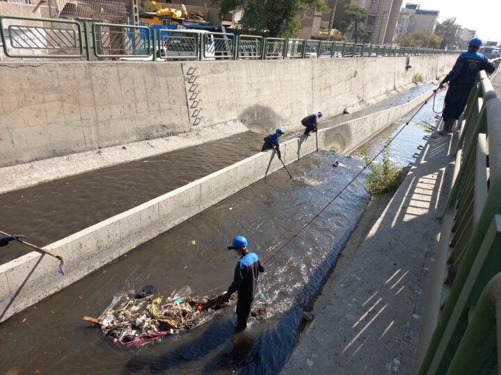 لايروبي و رسوب‌برداري کانال‌ها و مسيل‌هاي منطقه 7