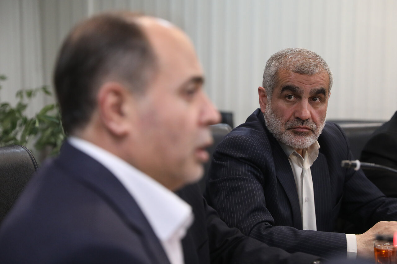 اجراي مصوبات سفر رئيس جمهور به اردبيل سرعت مي‌گيرد / مطالبات ذرت‌کاران پارس‌آباد تا يک‌ماه آينده پرداخت مي‌شود