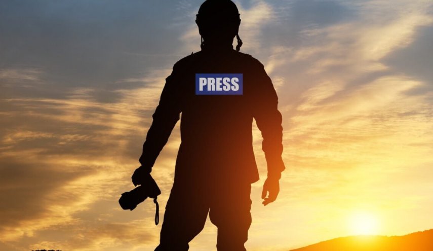 لنزهاي ترک‌خورده و وجدان‌هايي که هنوز زنده‌اند