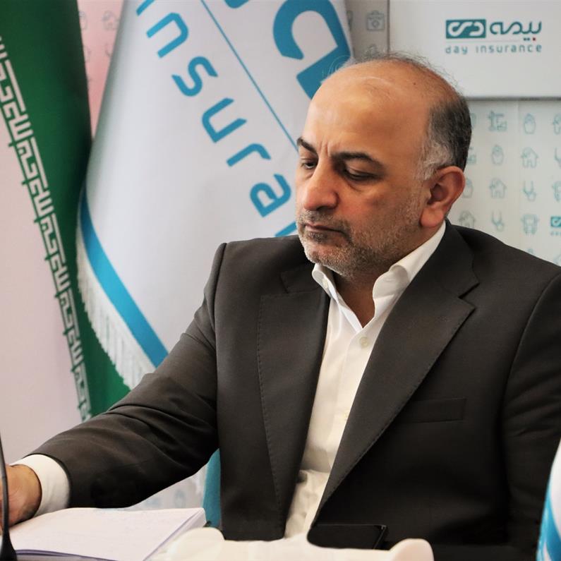 تأکيد مديرعامل بيمه دي بر نقش حياتي بيمه در "پدافند غيرعامل" / صنعت بيمه، بازوي اصلي ارتقاي تاب‌آوري ملي و صيانت از زيرساخت‌هاست