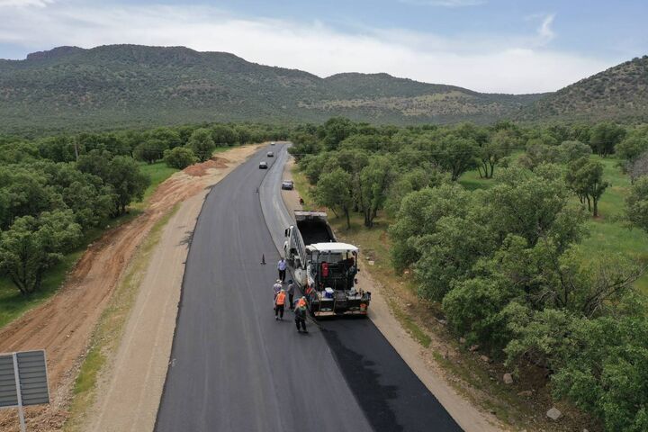 روکش آسفالت 5500 کيلومتر از محورهاي فرعي و روستايي کشور در سال جاري