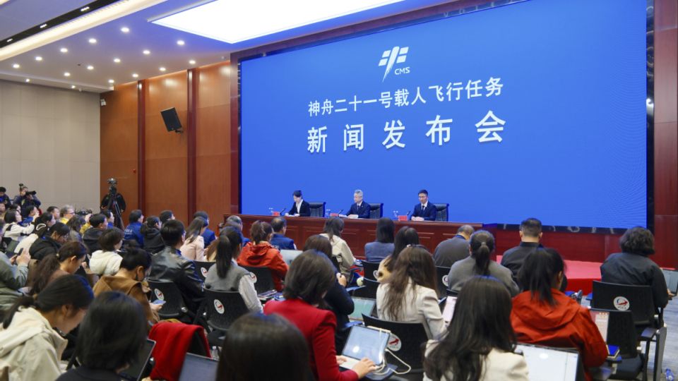 Hong Kong, Macao astronauts complete training for debut spaceflight