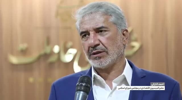 فرهنگیان بلاتکلیف مانده‌اند / تنها نیمی از حق رتبه‌بندی معلمان پرداخت شده است