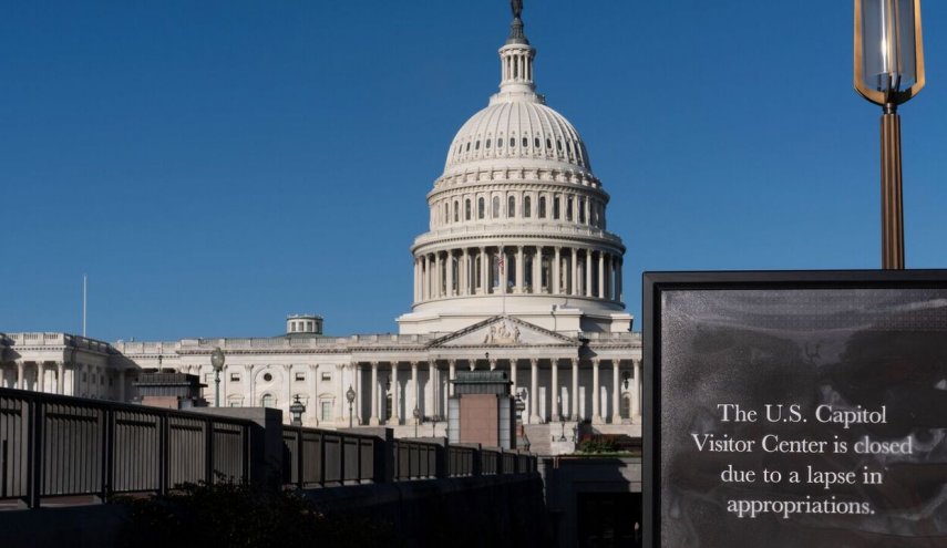 تداوم تعطیلی دولت ترامپ؛ زیان 15 میلیارد دلاری اقتصاد آمریکا همزمان با جنگ دو حزبی