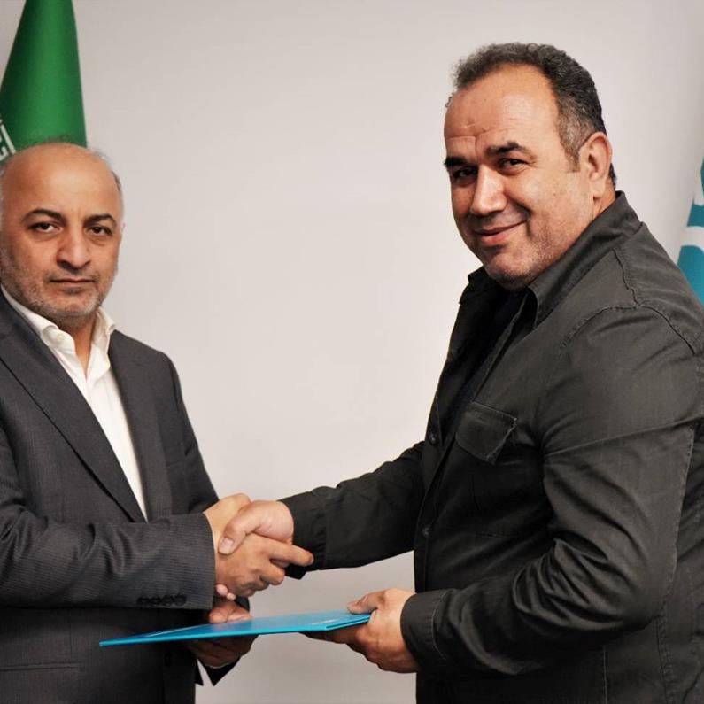 تاکيد مديرعامل بيمه  دي بر ضرورت حفظ جايگاه برتر اين شرکت/ معرفي پنج مدير جديد بيمه دي