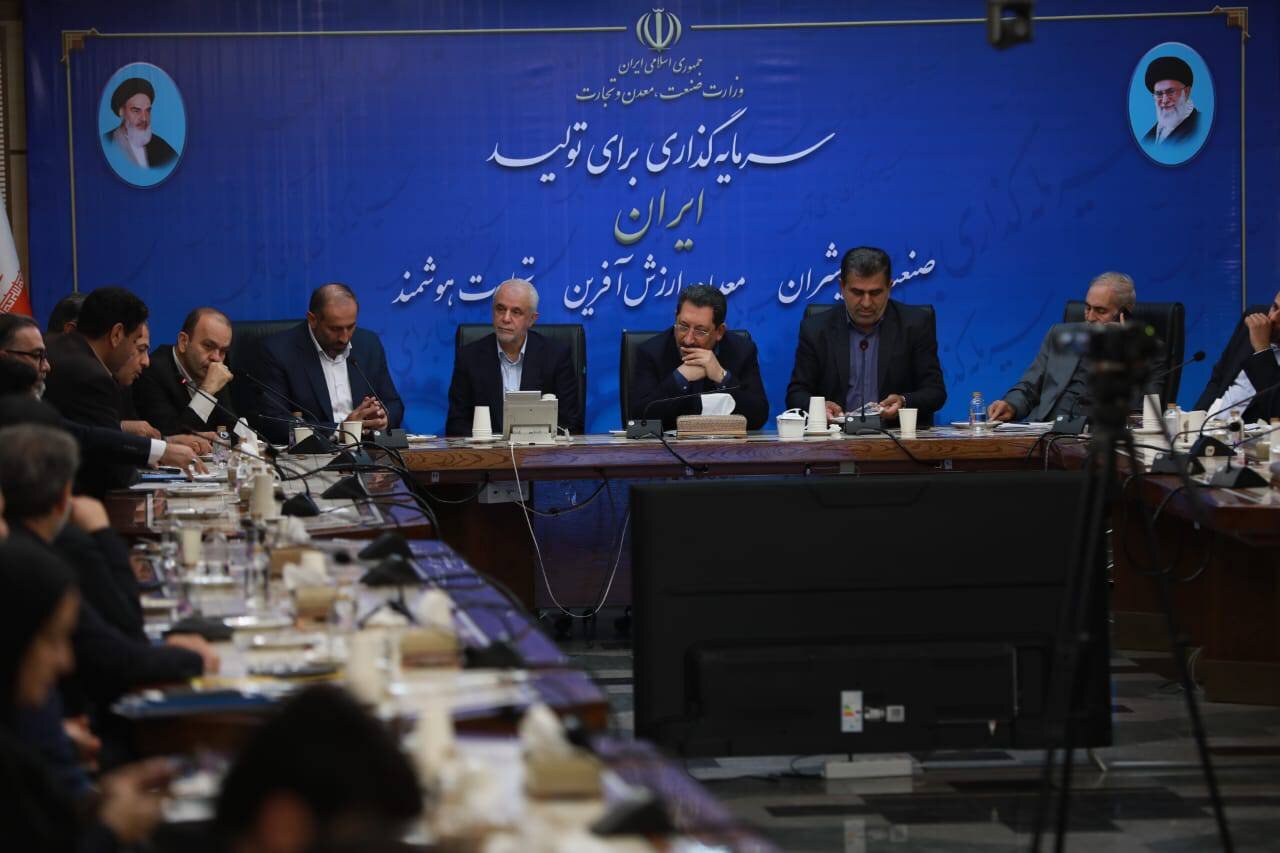 برگزاري نشست مشترک کميسيون اجتماعي با وزارت صمت و رئيس بنياد شهيد جهت بررسي واردات خودروي جانبازان/ واردات قريب به 18 هزار خودرو در جريان است