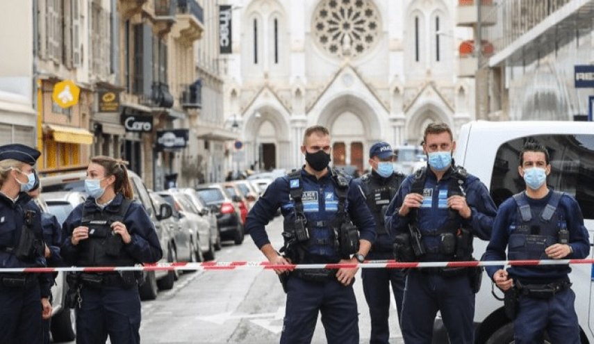 9 زخمي در حمله با خودرو به جمعيت در فرانسه