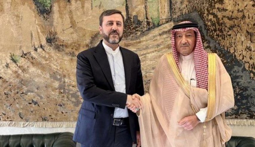 رایزنی غریب‌آبادی با قائم مقام وزارت خارجه عربستان