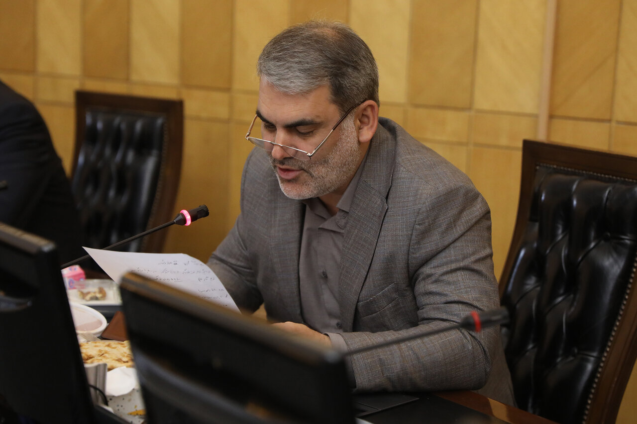 رفع مشکلات کشور در گرو اجرای برنامه هفتم است/ عملکرد مناسب وزارتخانه های نفت، میراث و معاونت علمی در اجرای برنامه هفتم/به اذعان وزرا نظارت مجلس بر روند اجرای برنامه هفتم بسیار مؤثر است