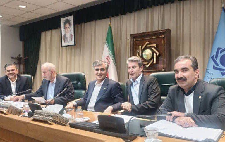 تخصيص ارز واحدهاي پسماند و حل مشکل تعهدات ارزي توليدکنندگان