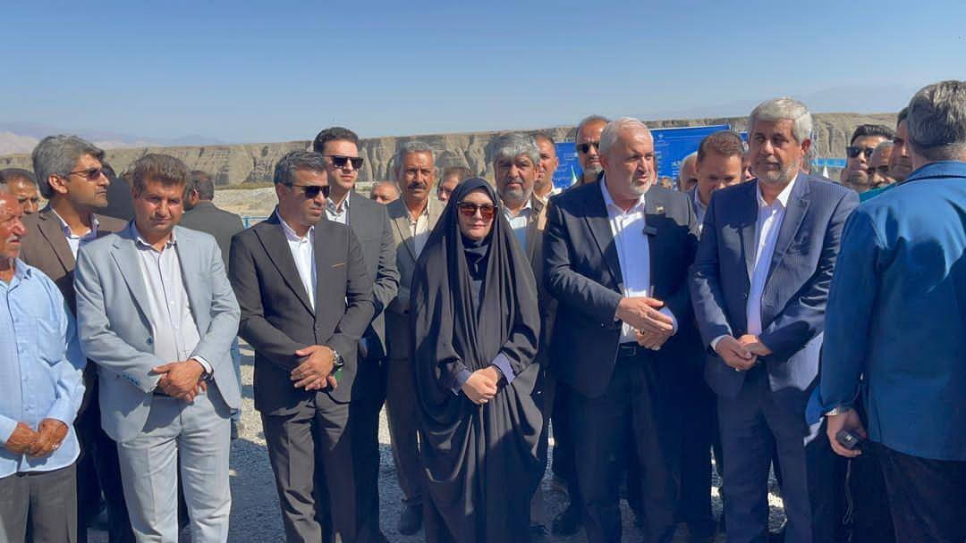 افتتاح سد انحرافي و کانال انتقال آب نجف‌آباد در جيرفت با حضور سعيدي