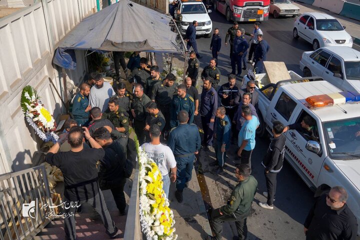 اجرای طرح جمع آوری بساط گستران و فروشندگان غیر مجاز در محدوده ورودی‌ها و سطح بهشت زهرا(س)