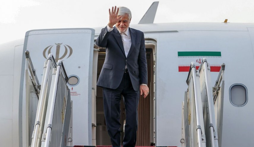 عارف عازم روسیه شد