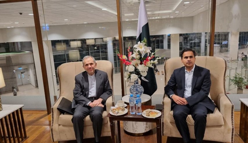 معاون سياسي وزير امور خارجه جمهوري اسلامي ايران وارد اسلام‌آباد شد
