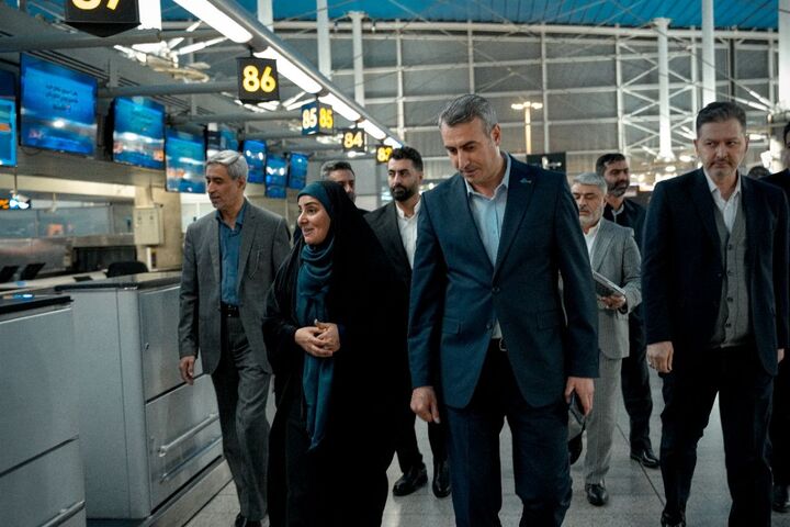 وزير راه و شهرسازي بر تسريع اجراي طرح تحول ترمينال يک فرودگاه امام خميني(ره) تأکيد کرد