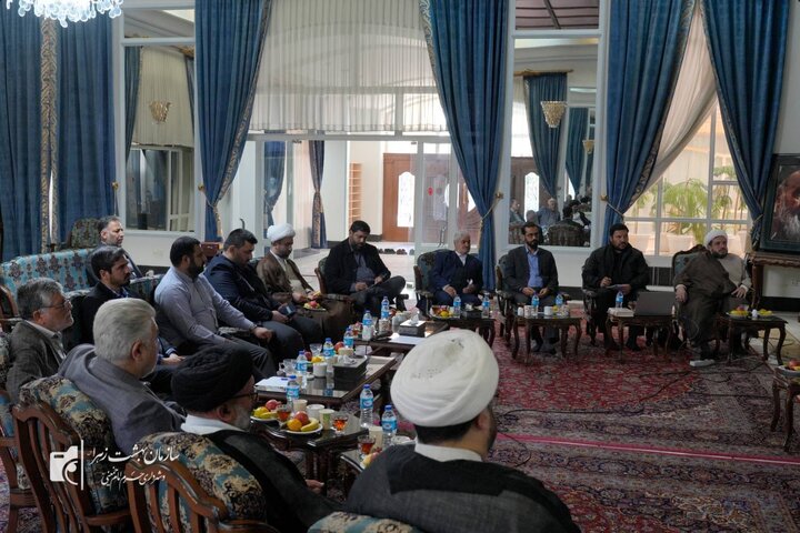 برگزاري جلسه مشترک حرم مطهر امام خميني(ره) و شهرداري تهران با محوريت بررسي پروژه‌هاي شهري