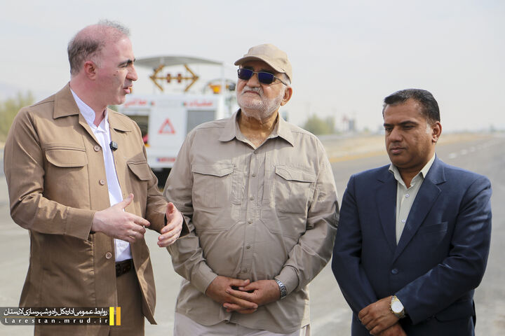 پيشروي در تکميل بزرگراه جهرم– لار–بندرعباس با بهره ‌برداري آزمايشي از قطعه نخست باند دوم محور لار - بندرعباس به طول 10 کيلومتر