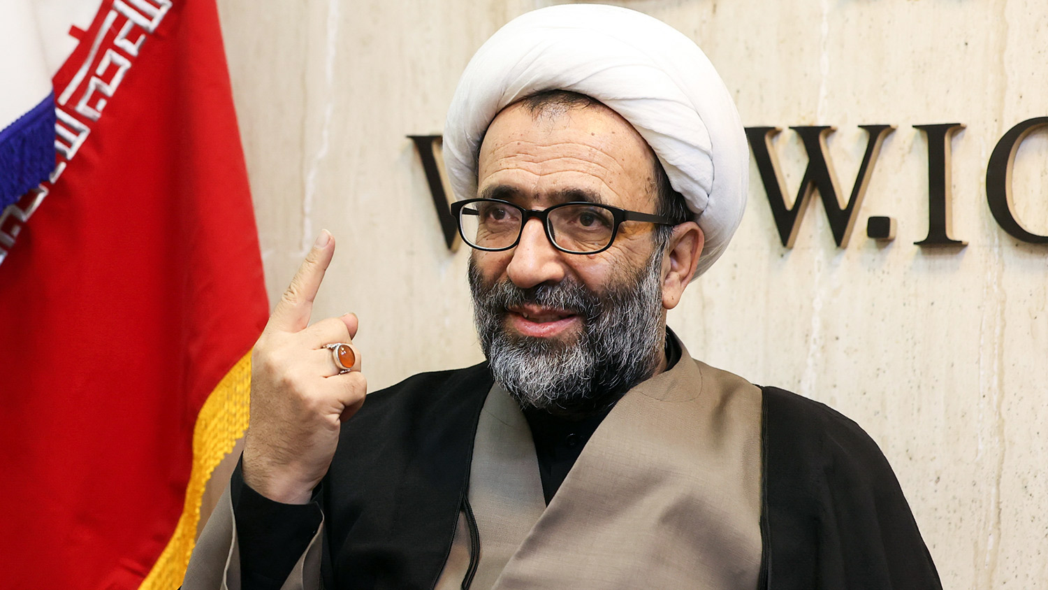 صداقت آمریکایی با مفهوم مذاکره تناقض آشکار دارد