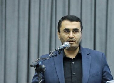 حضور متفکرآزاد در جشنواره ملی حبوبات و خشکبار آذرشهر/پشتیبانی از تولید داخلی از اولویت‌های کاری حوزه نمایندگی است