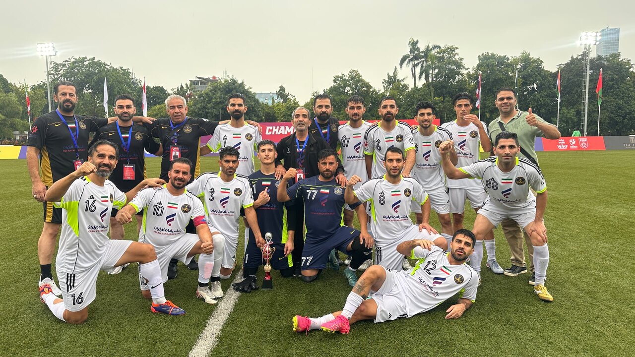 قامت «ستارگان سيمکان» برازنده قهرماني آسياست